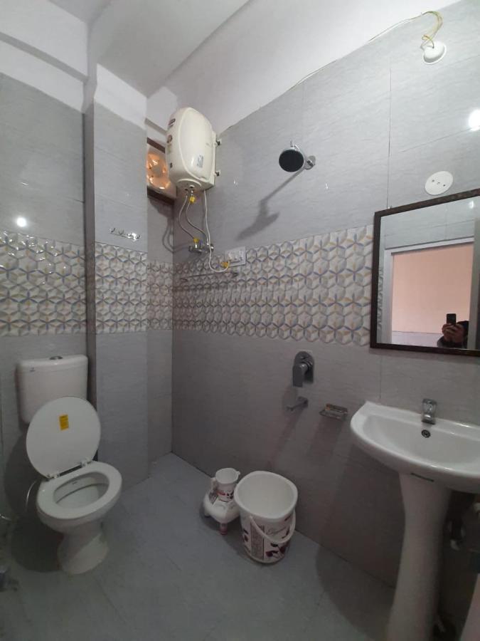 City Crown Guest House Sundarnagar Exterior foto